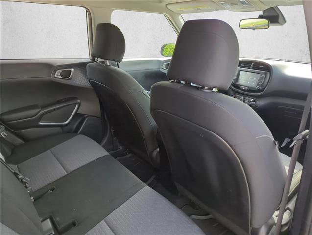 Used 2020 Kia Soul S FWD image 23