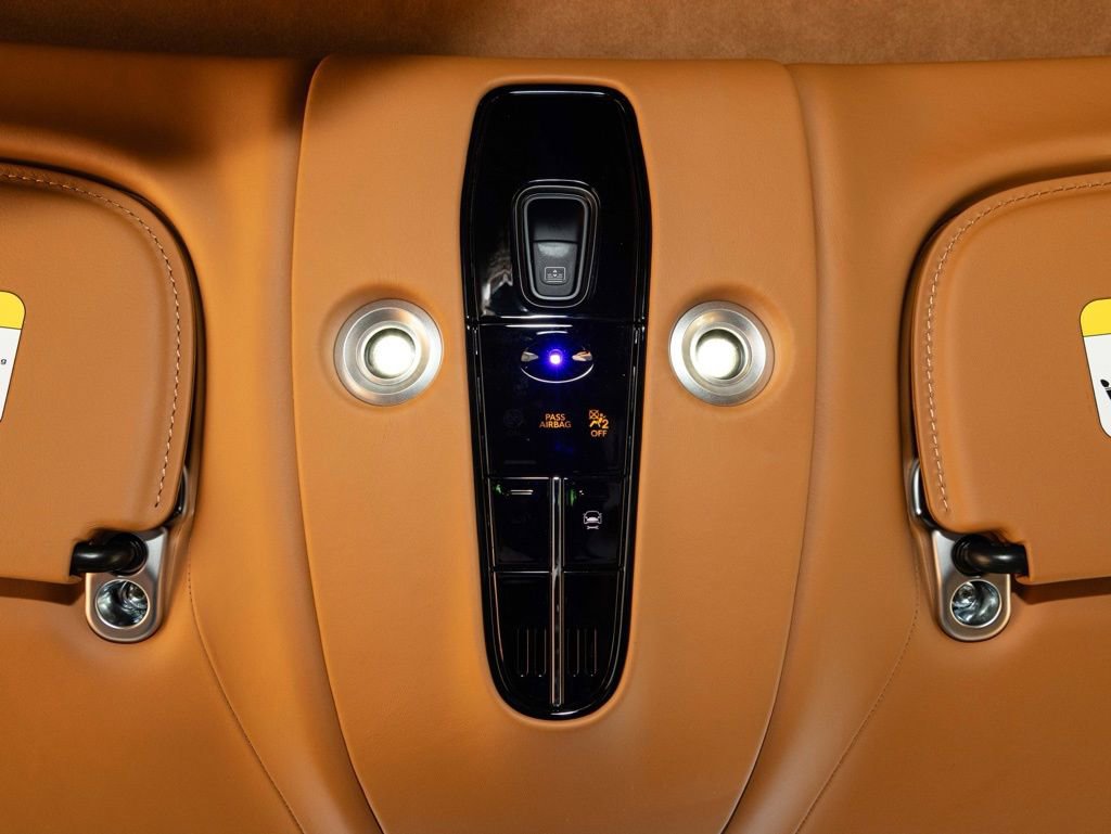 New 2026 Aston Martin DBX 707 image 38