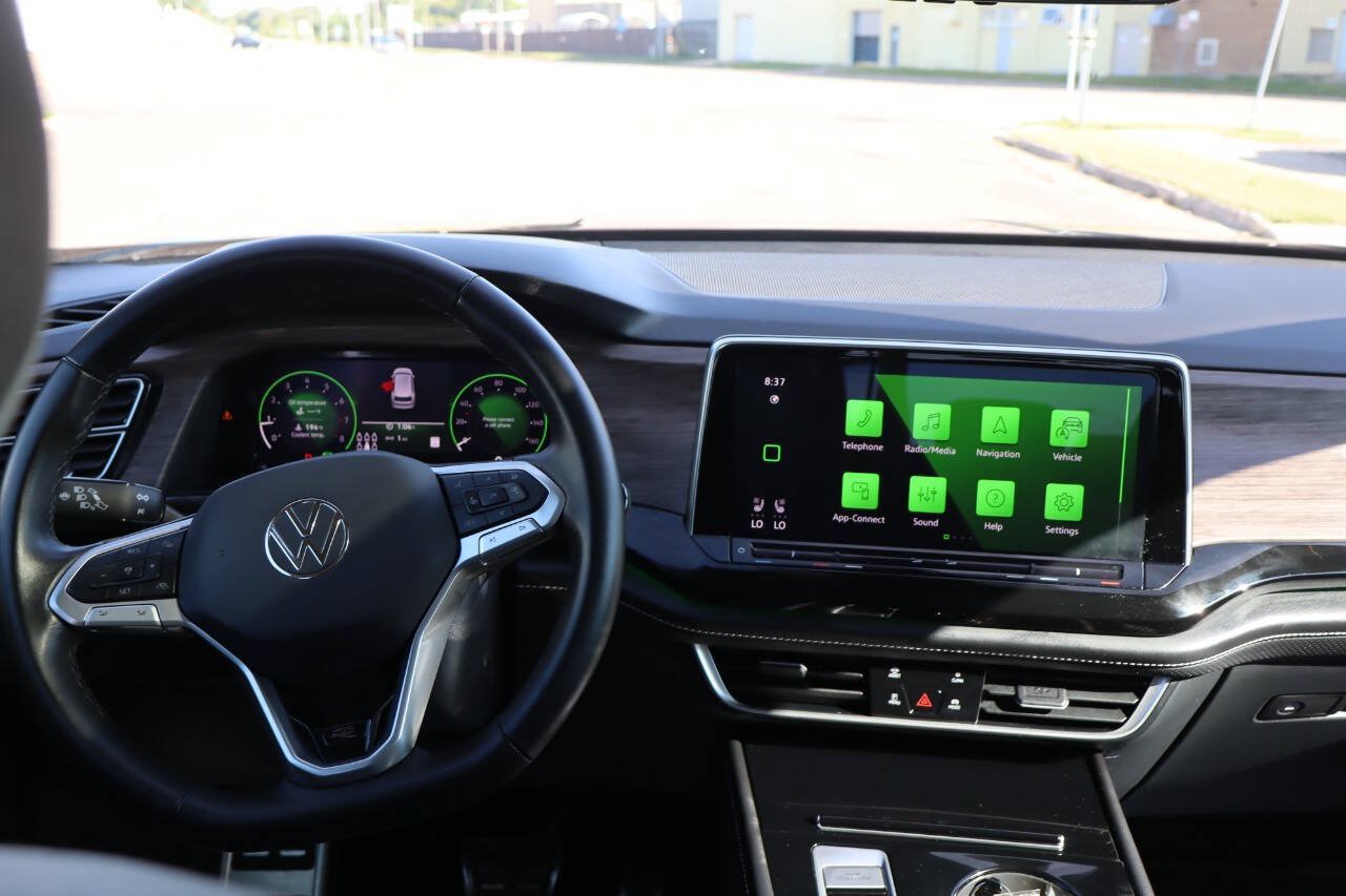 Used 2026 Volkswagen Atlas SEL Premium R-Line AWD/4WD image 4