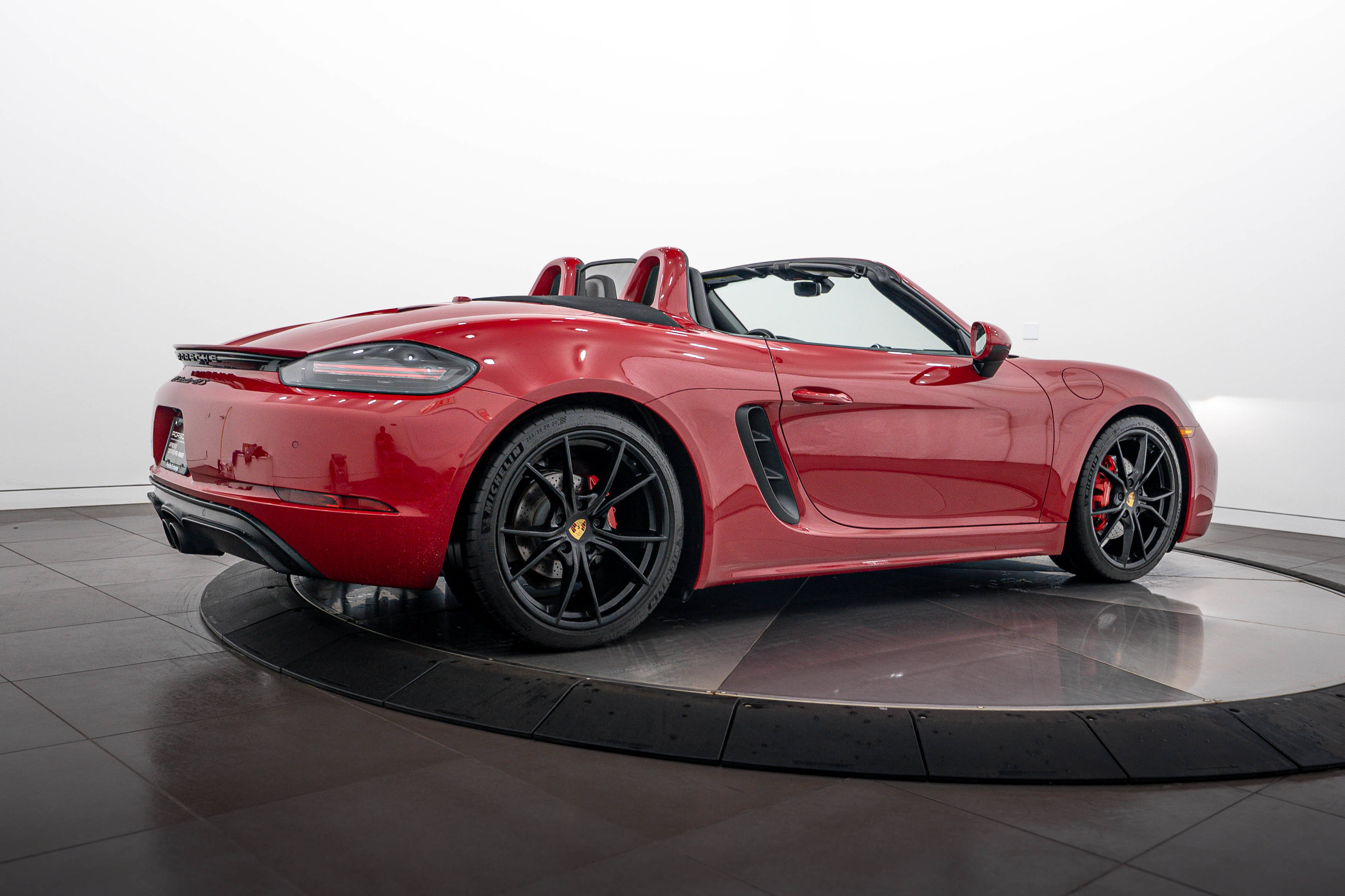 Certified 2018 Porsche 718 Boxster GTS RWD image 7