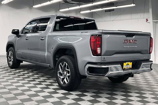 Used 2025 GMC Sierra 1500 SLE AWD/4WD image 2