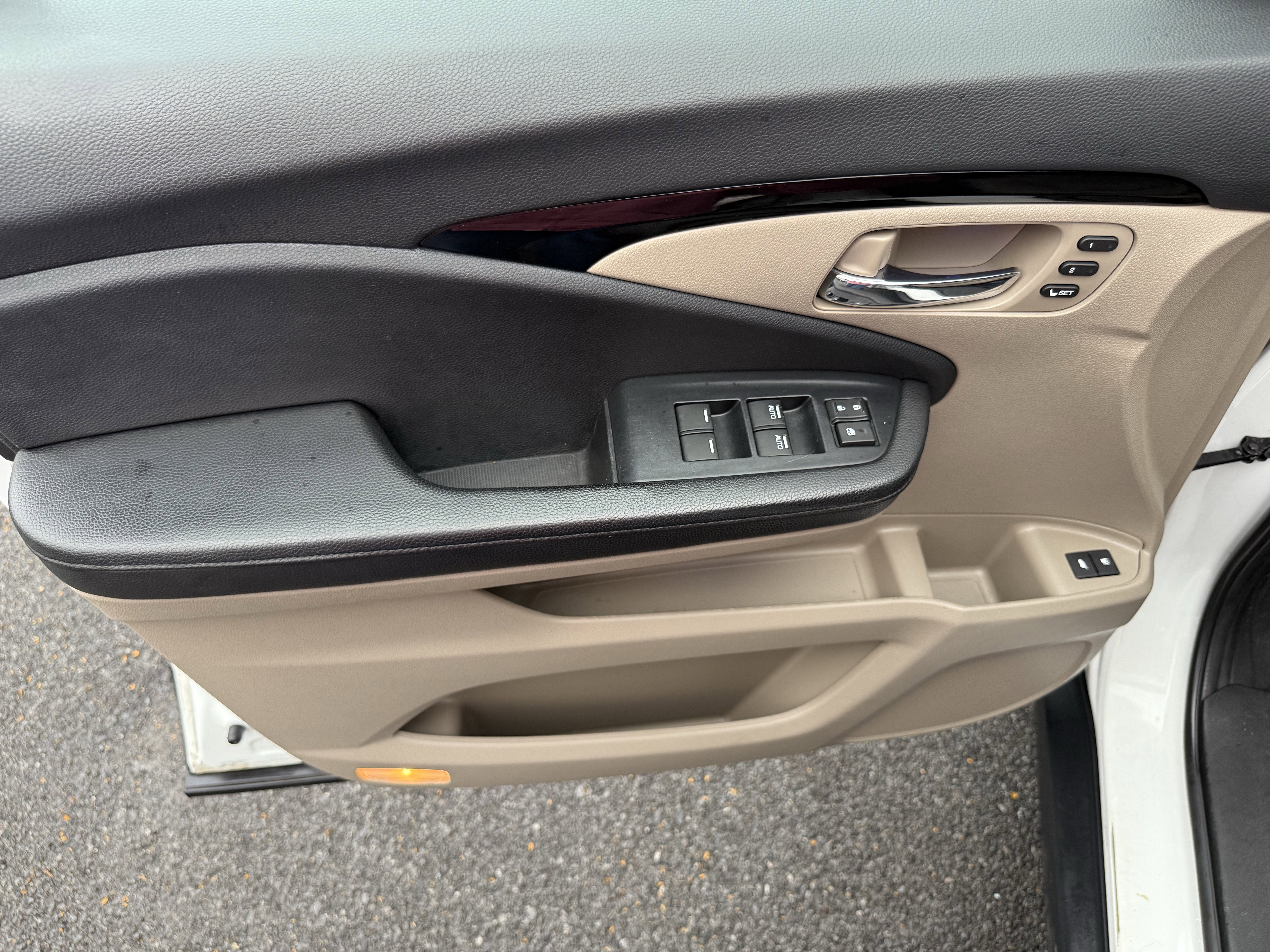 Used 2020 Honda Pilot Touring image 26