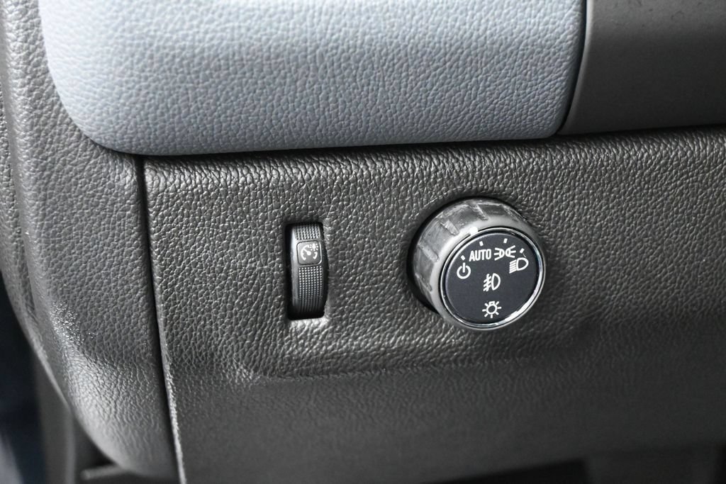 Used 2019 Chevrolet Colorado Z71 RWD image 16