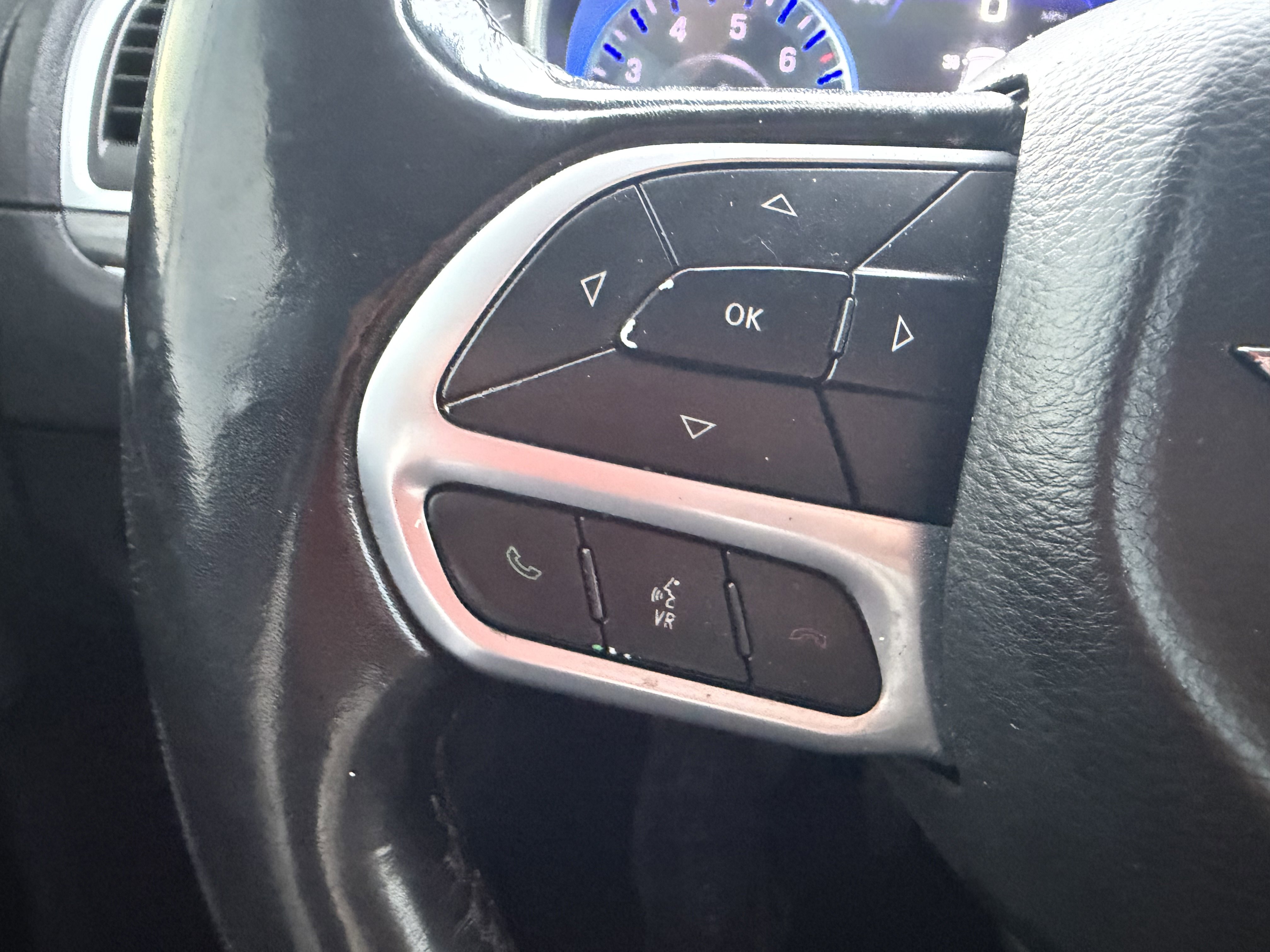 Used 2020 Chrysler 300 Touring image 13