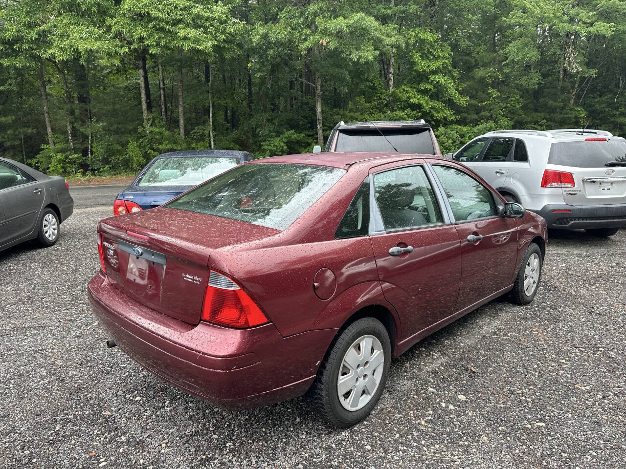 Used 2007 Ford Focus SES FWD image 3