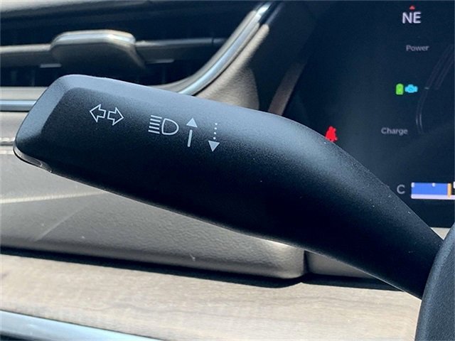 New 2024 Jeep Grand Cherokee Overland image 14