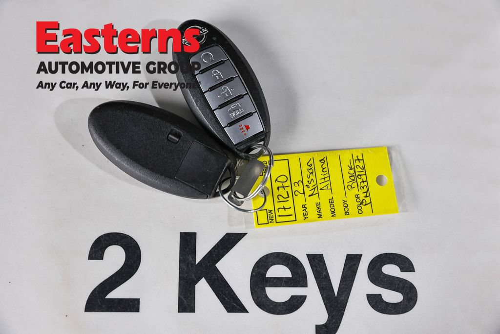 Used 2023 Nissan Altima 2.5 SR w/ SR Premium Package AWD/4WD image 25