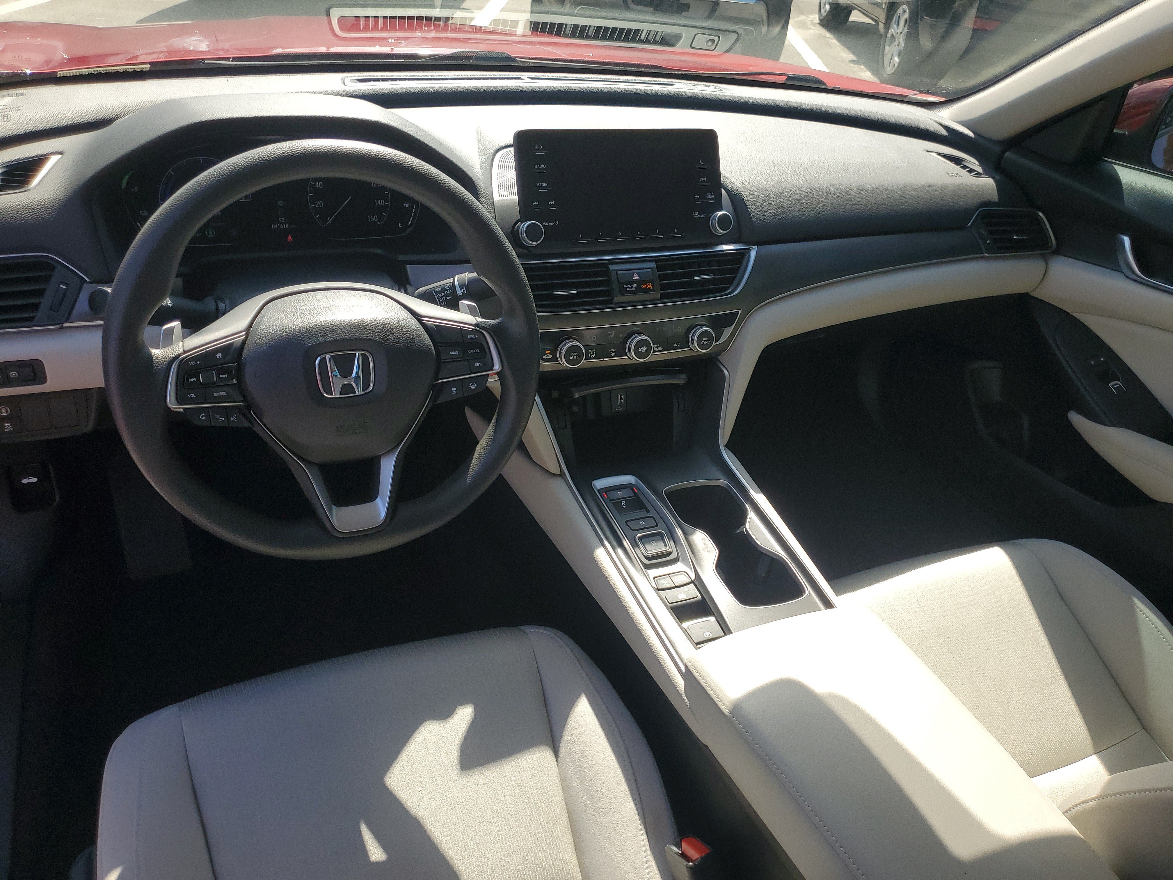 Used 2018 Honda Accord Hybrid image 14