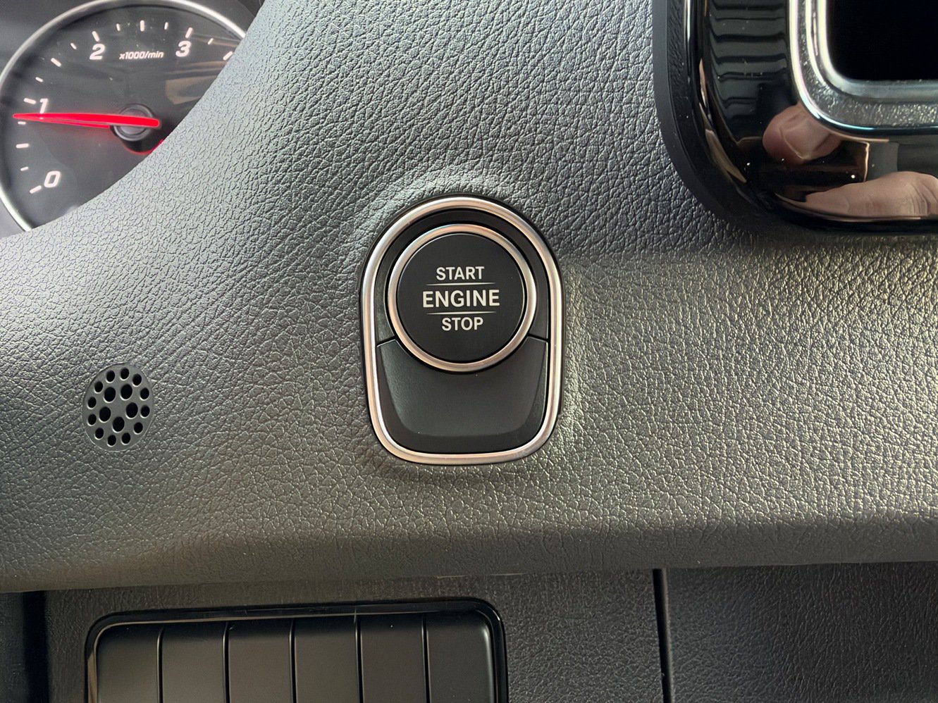 Used 2025 Mercedes-Benz Sprinter 2500 image 15