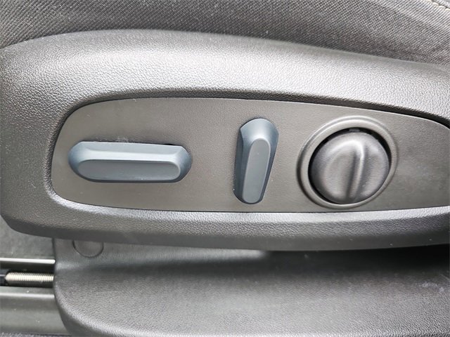 Certified 2022 GMC Acadia SLE w/ Driver Convenience Package image 31