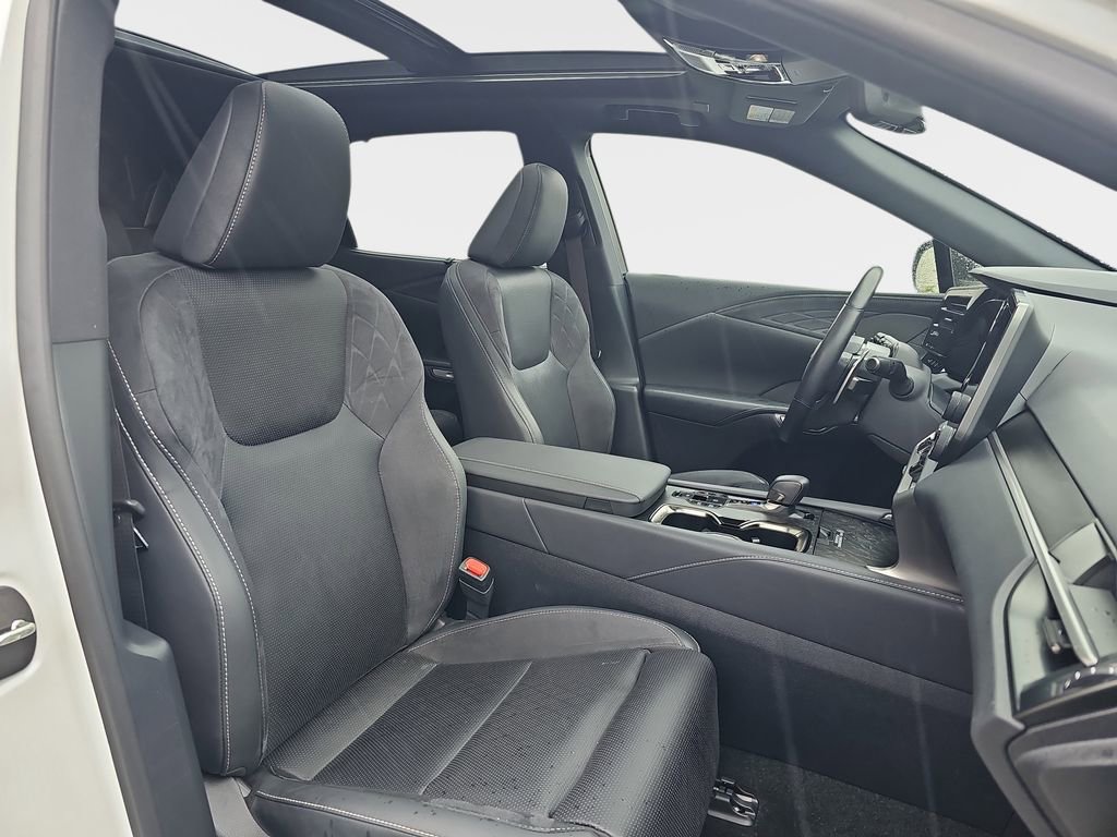 Certified 2025 Lexus RX 450h AWD w/ Convenience Package image 12