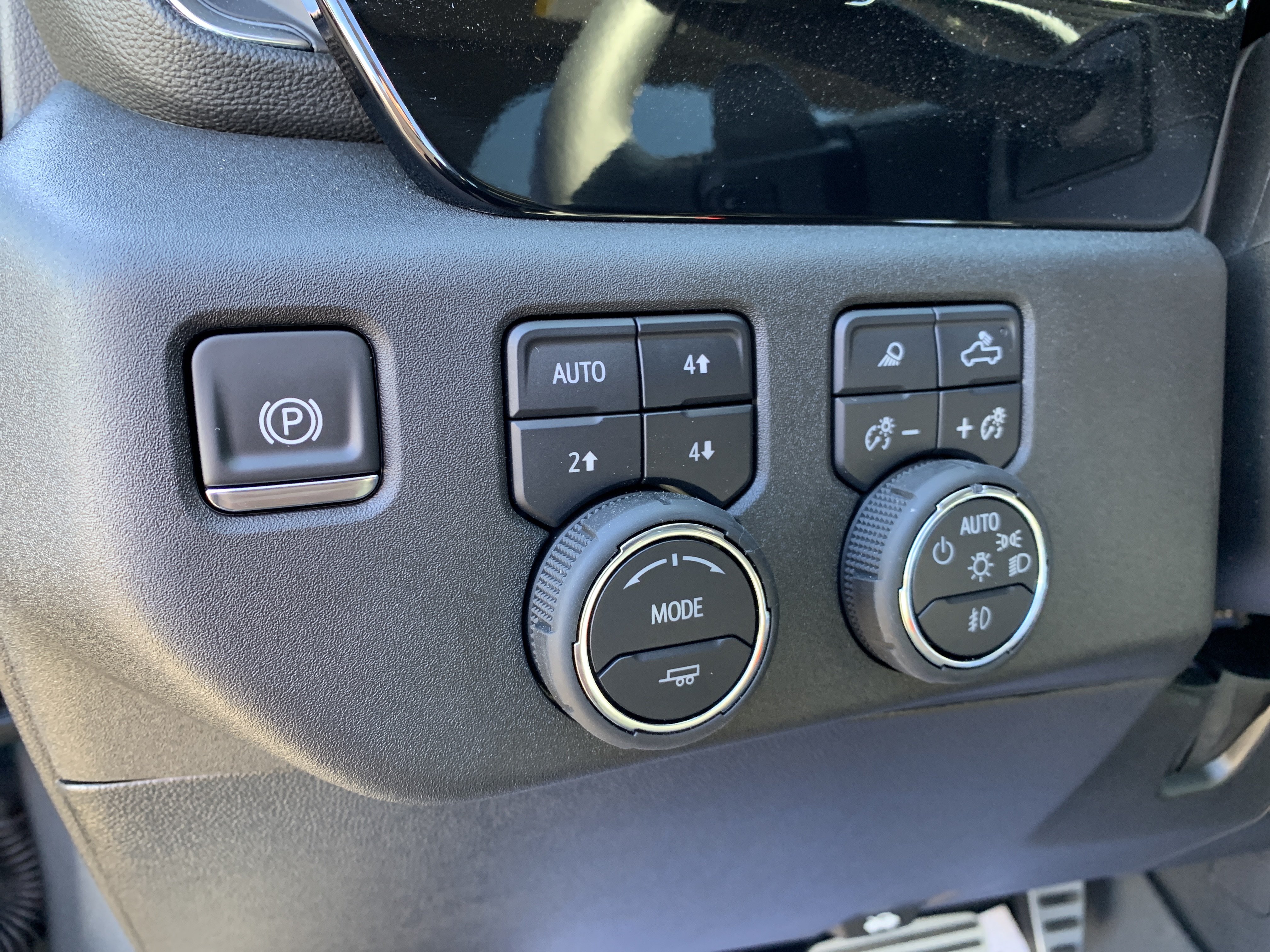 New 2025 Chevrolet Silverado 1500 RST AWD/4WD image 16