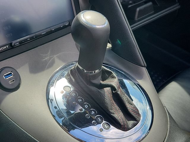 Used 2008 Pontiac Solstice GXP w/ Premium Package RWD image 7
