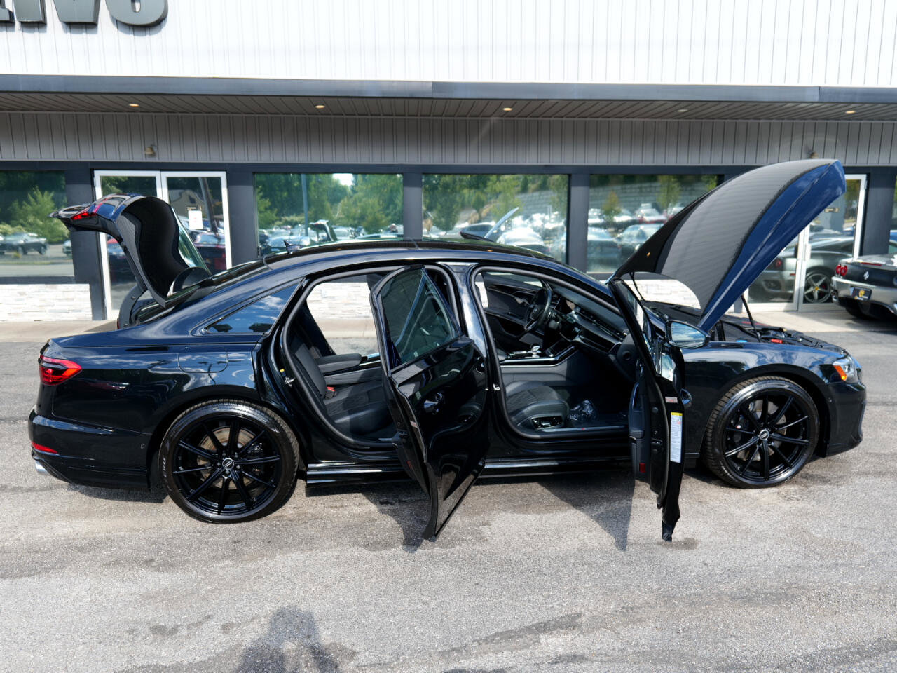Used 2022 Audi S8 w/ S8 Comfort Plus Package image 62