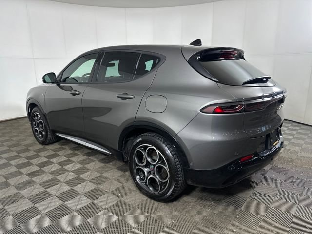 Used 2024 Alfa Romeo Tonale Ti image 5