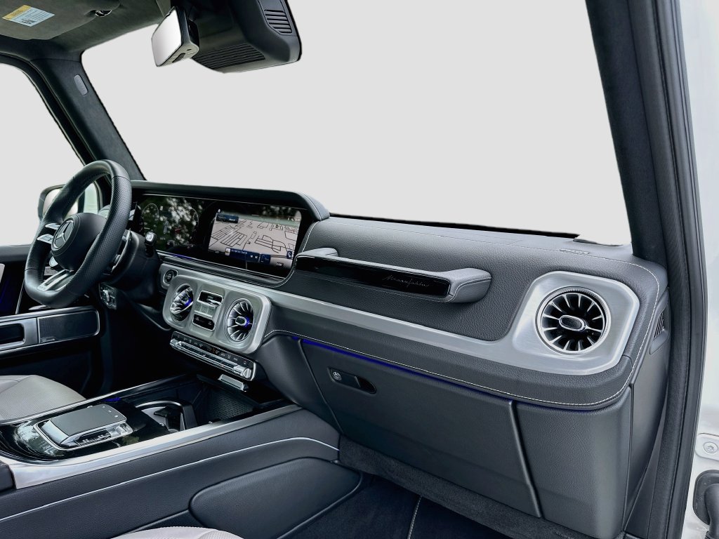 Used 2025 Mercedes-Benz G 63 AMG 4MATIC image 31
