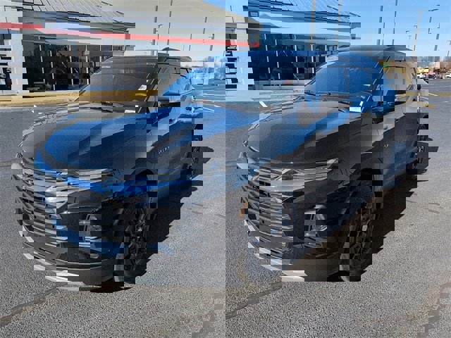 Used 2022 Chevrolet Blazer LT image 3