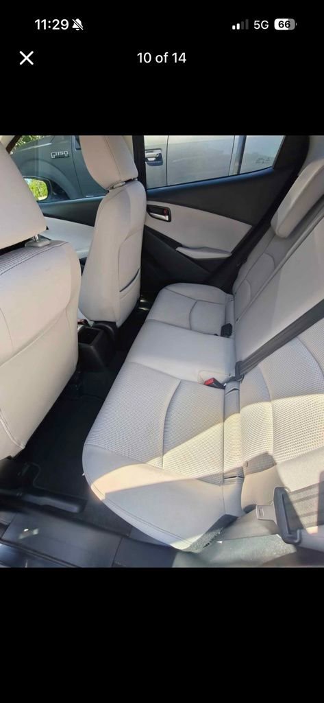 Used 2019 Toyota Yaris LE image 10