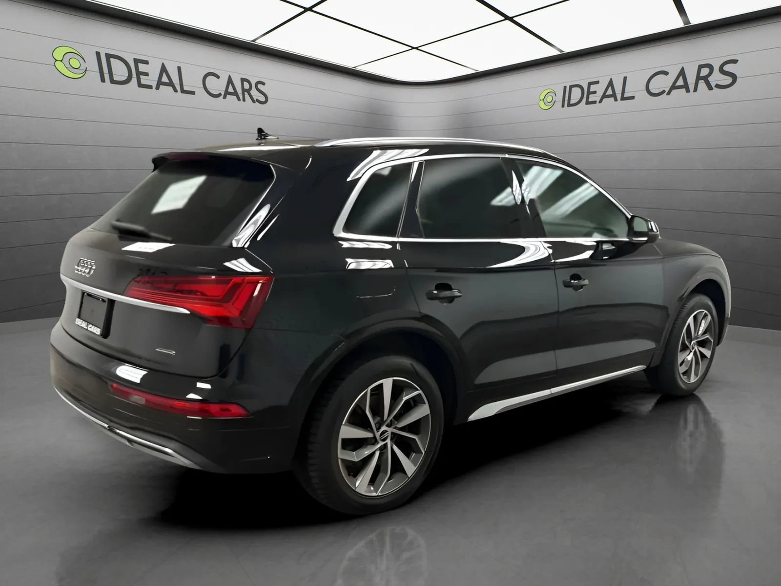 Used 2021 Audi Q5 2.0T Premium Plus w/ Premium Plus Package AWD/4WD image 5