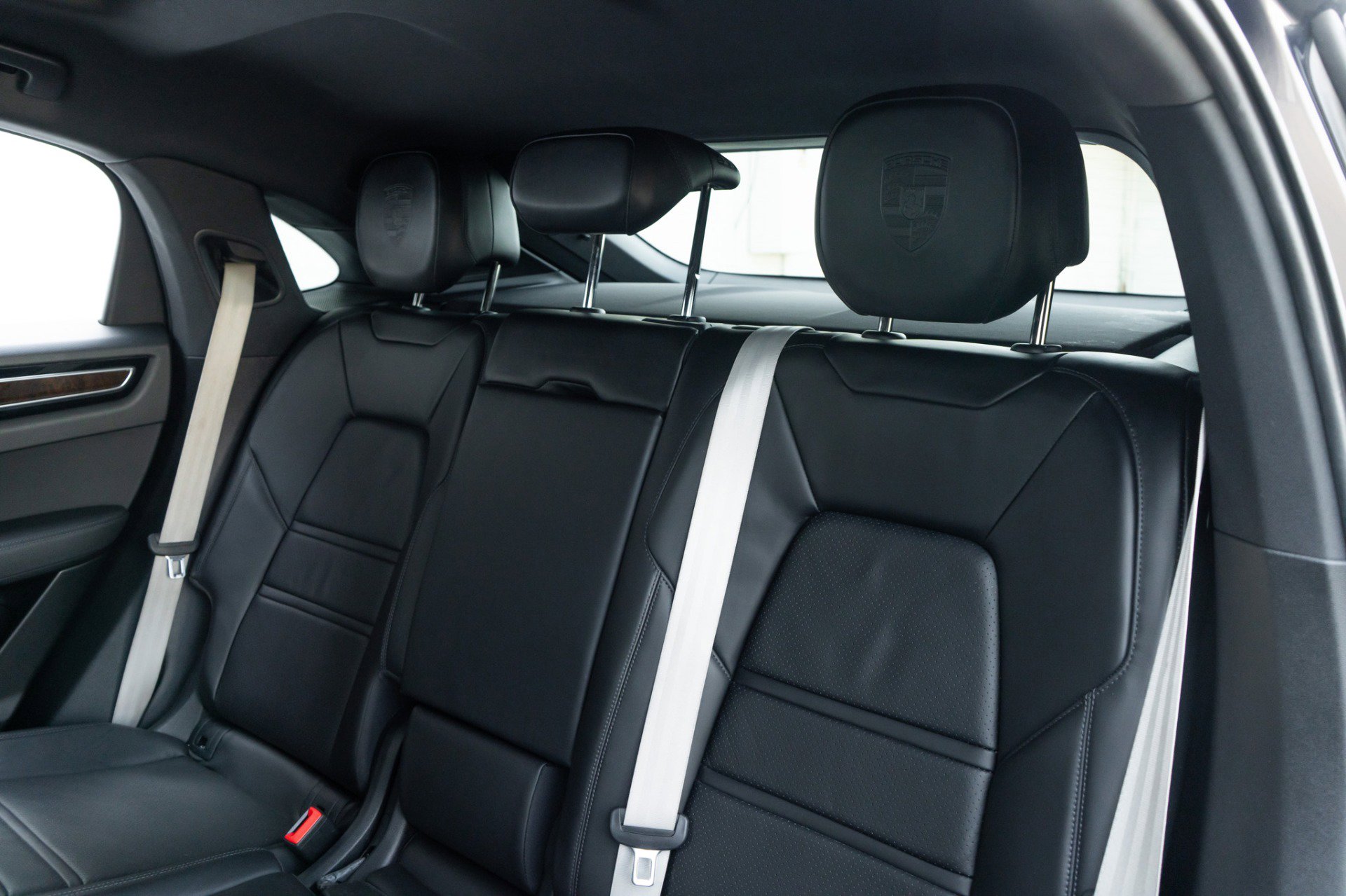 Used 2023 Porsche Cayenne Platinum Edition AWD/4WD image 22