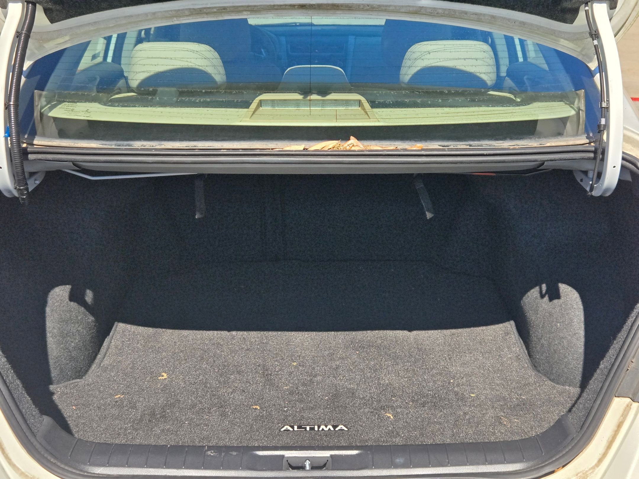 Used 2015 Nissan Altima 3.5 SL image 23