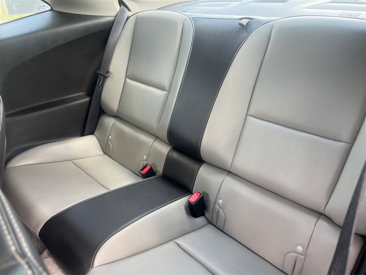 Used 2010 Chevrolet Camaro SS w/ LPO, Ground Effects Package RWD image 10