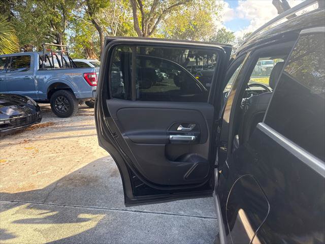 Used 2021 Mercedes-Benz GLB 250 image 20