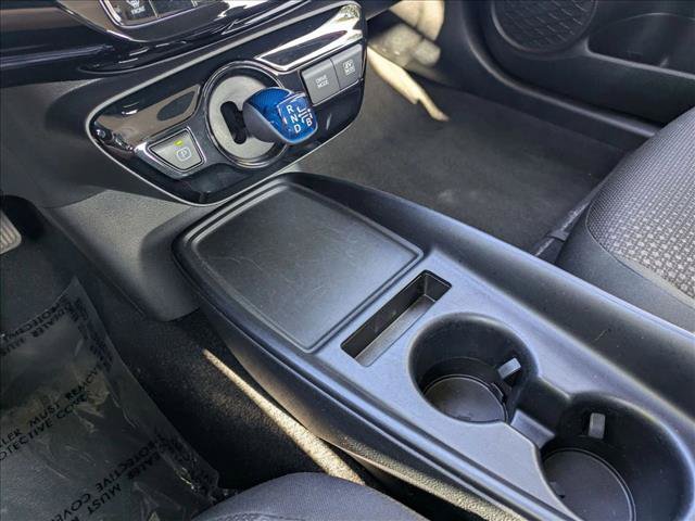Used 2022 Toyota Prius LE FWD image 12