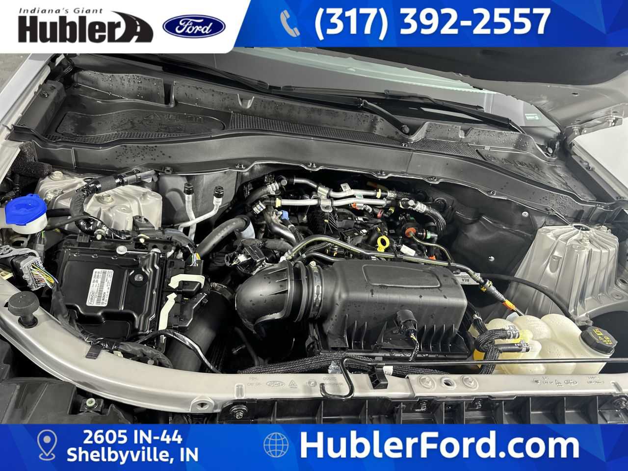 Used 2024 Ford Explorer XLT w/ Equipment Group 202A AWD/4WD image 11