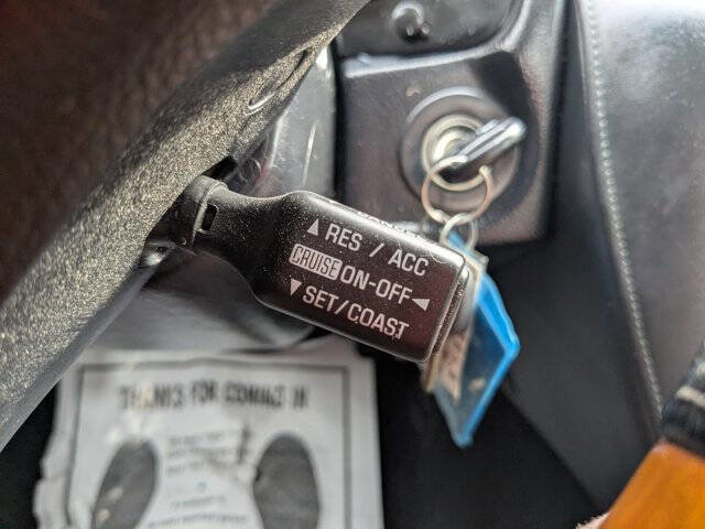 Used 2002 Lexus SC 430 Convertible image 19