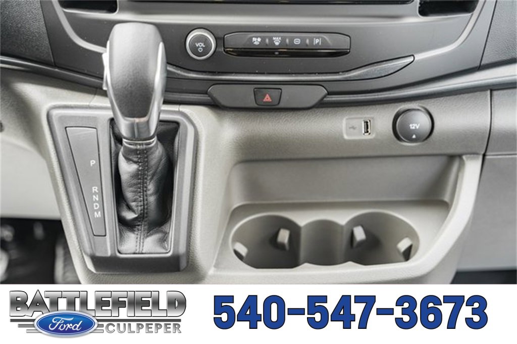 New 2025 Ford Transit 250 148 Medium Roof image 17