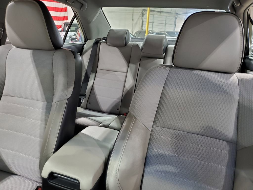 Used 2017 Toyota Camry SE FWD image 35
