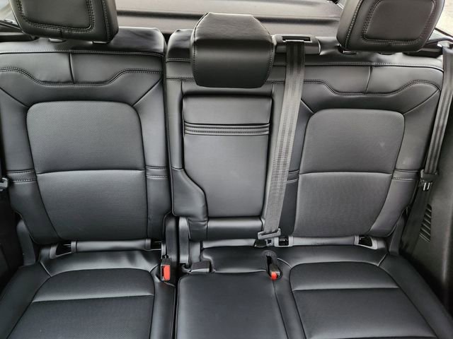 New 2026 Lincoln Corsair Premiere image 13