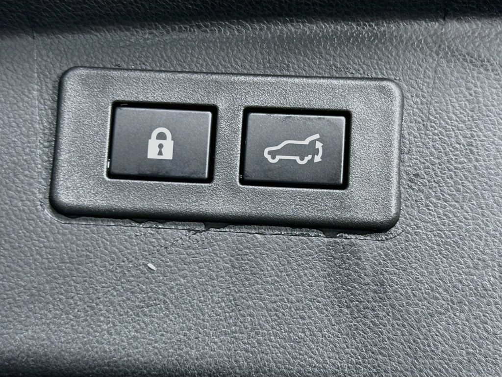 Certified 2025 Subaru Outback Premium AWD/4WD image 31