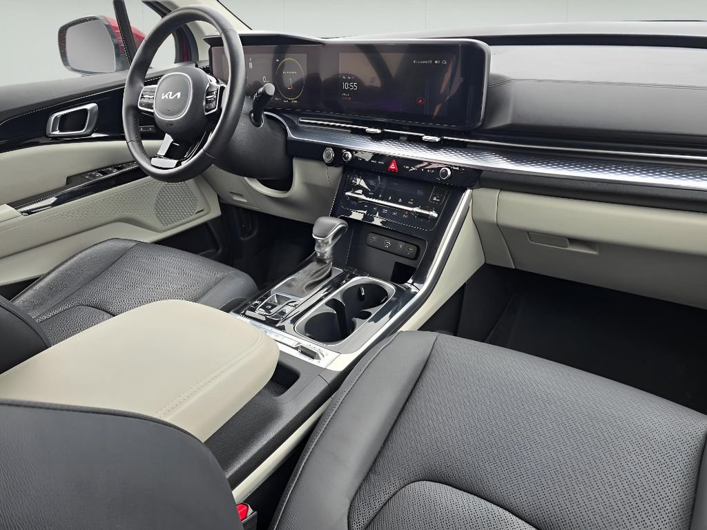 Used 2024 Kia Carnival SX Prestige FWD image 25