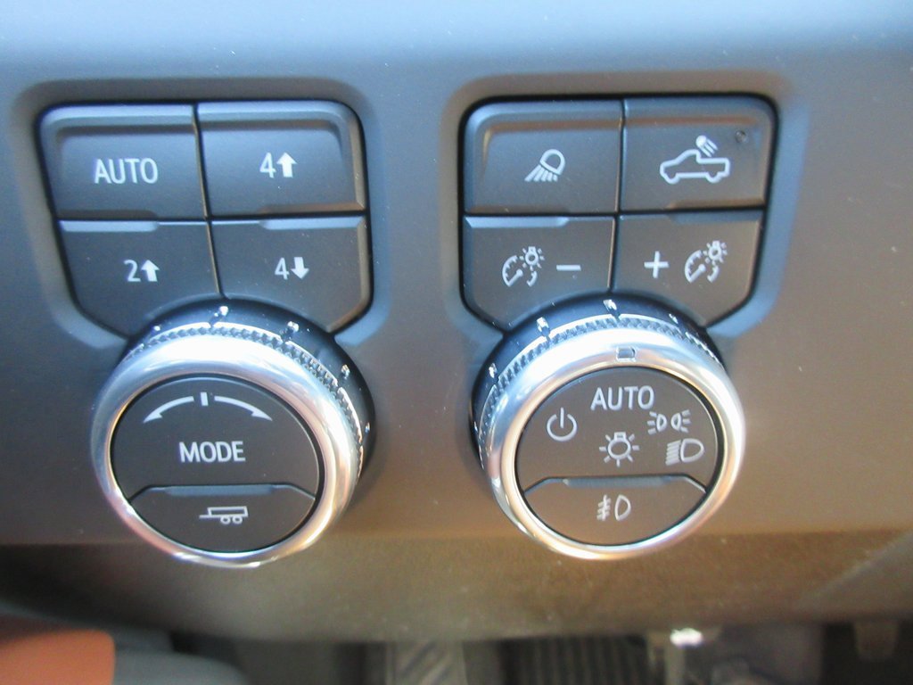 New 2026 GMC Sierra 2500 Denali Ultimate image 18