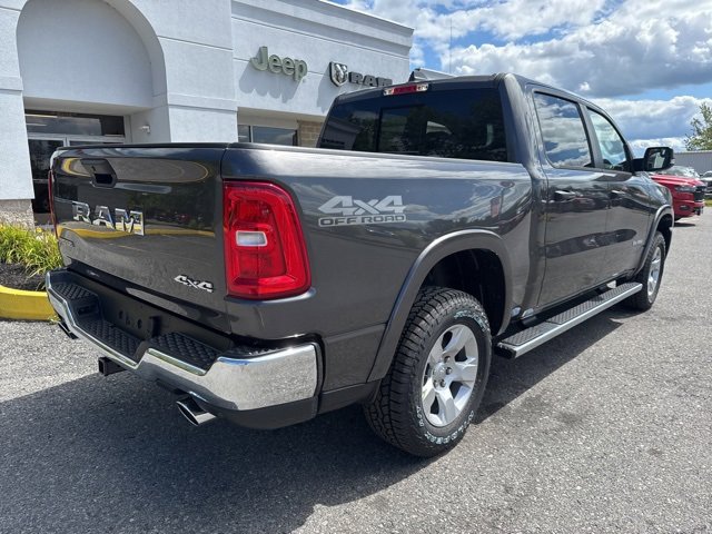 New 2026 RAM 1500 4x4 Crew Cab image 9