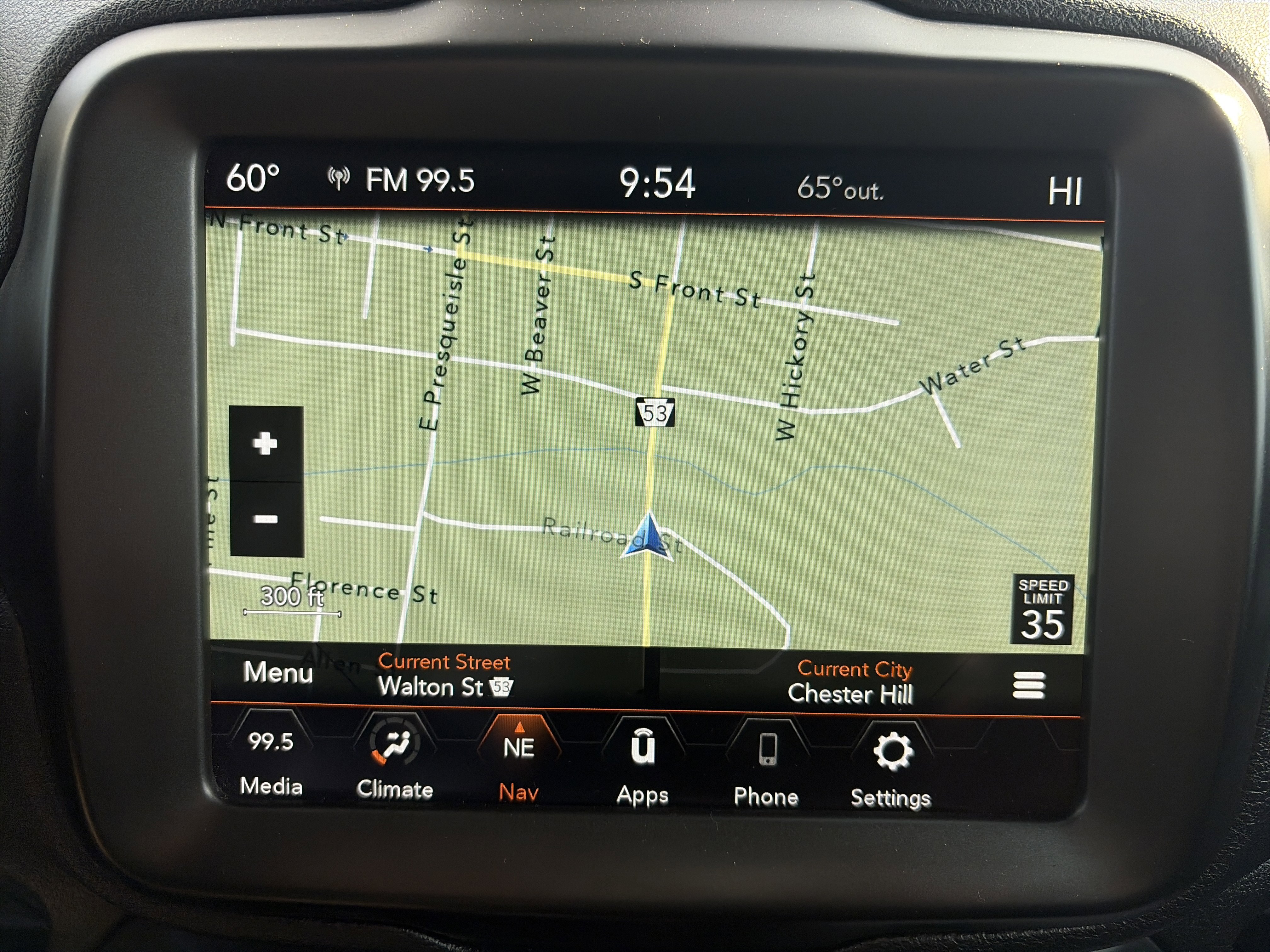 Used 2022 Jeep Renegade Latitude AWD/4WD image 27