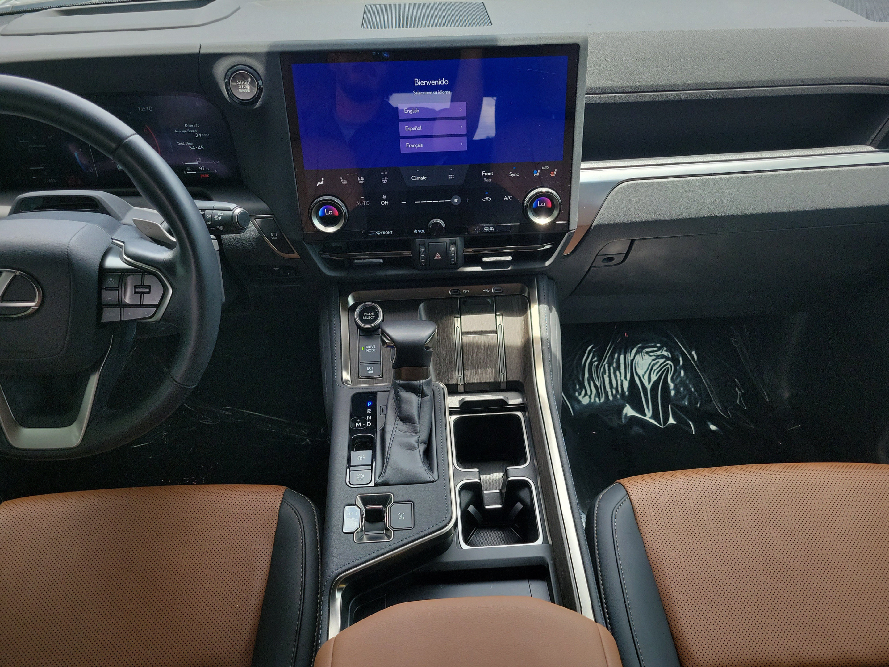 Used 2024 Lexus GX 550 w/ Accessory Package (Z1) AWD/4WD image 17