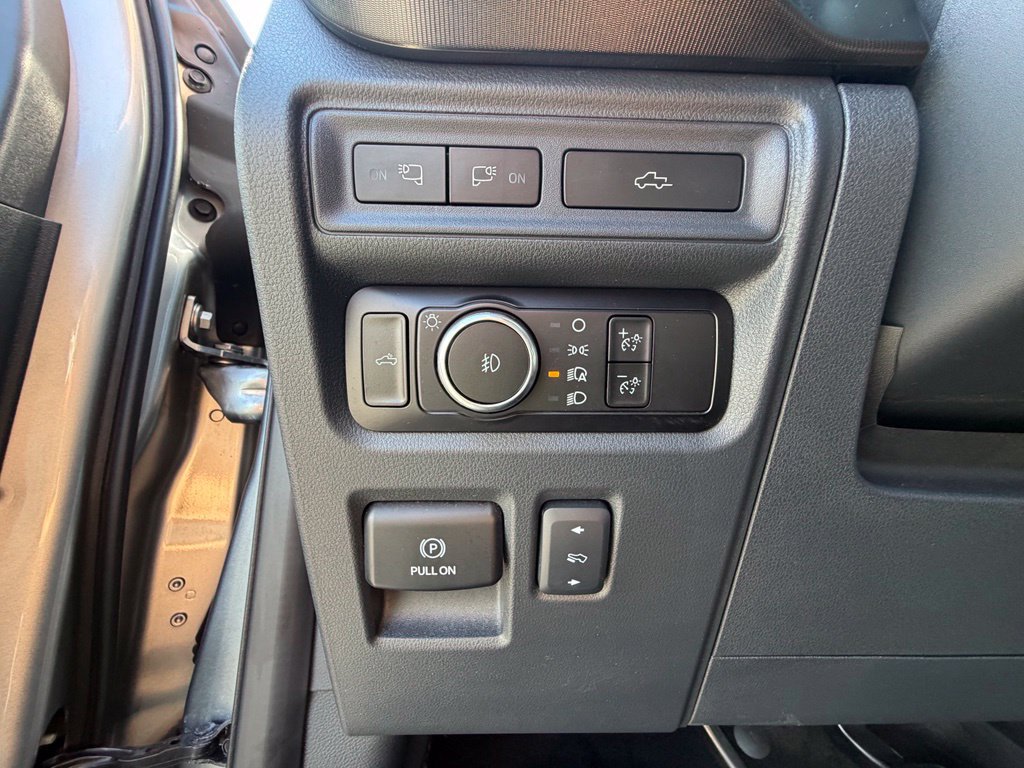 Used 2024 Ford F150 Lariat w/ Equipment Group 502A High AWD/4WD image 4