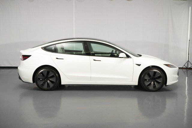 Used 2026 Tesla Model 3 RWD image 10