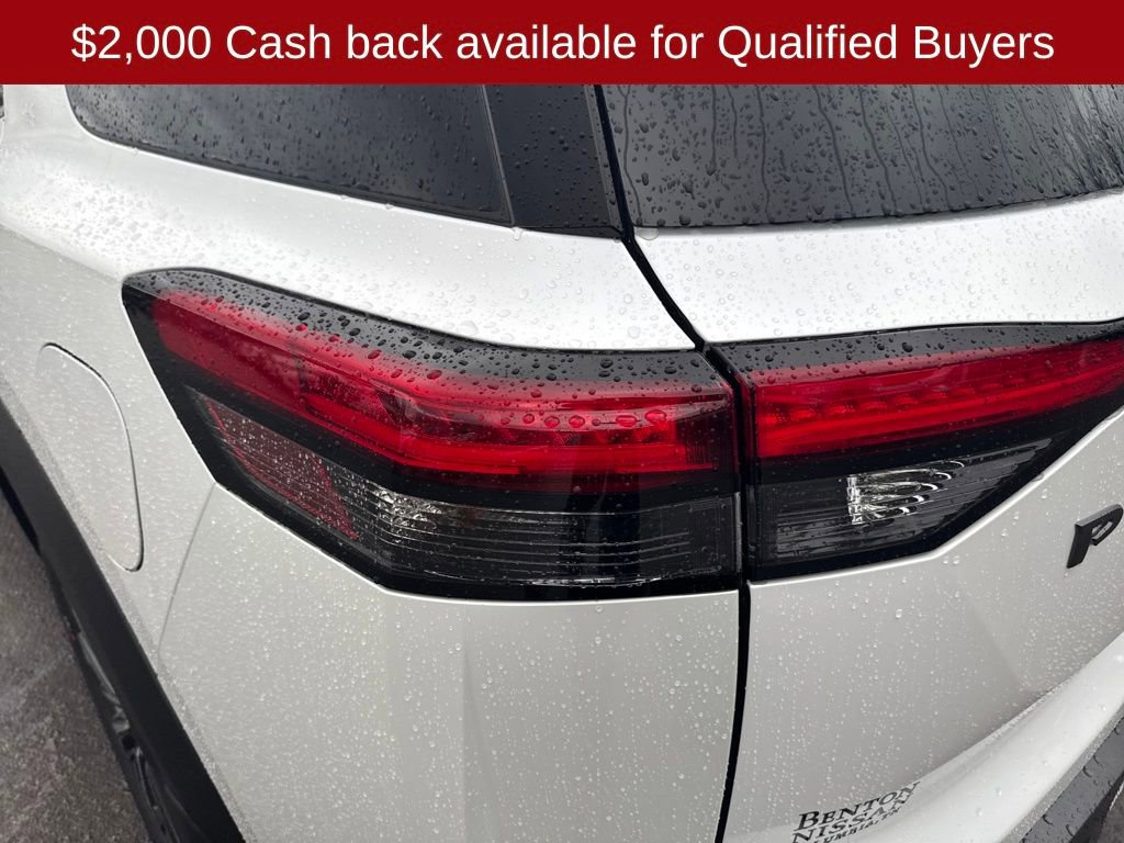 New 2026 Nissan Pathfinder Platinum image 39