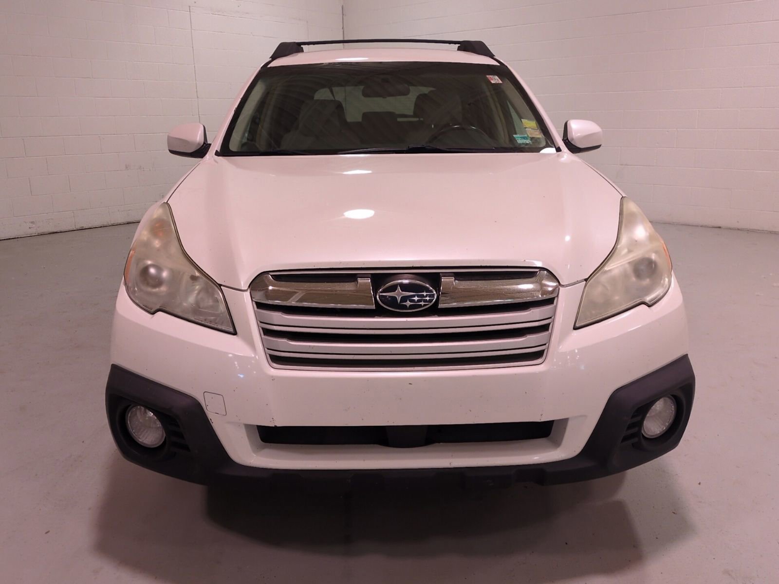 Used 2014 Subaru Outback 2.5i Premium AWD/4WD image 9