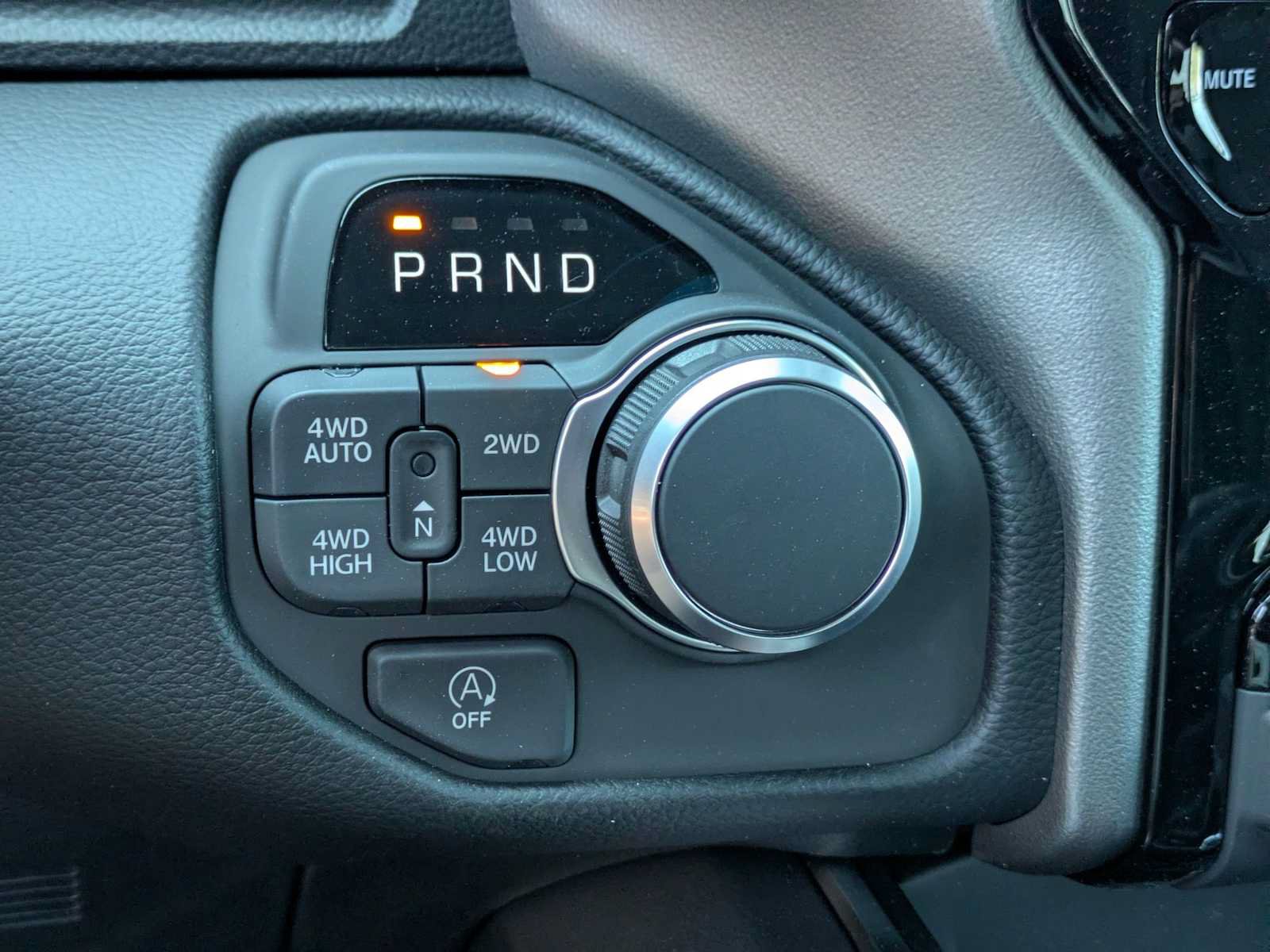 New 2026 RAM 1500 Big Horn AWD/4WD image 24