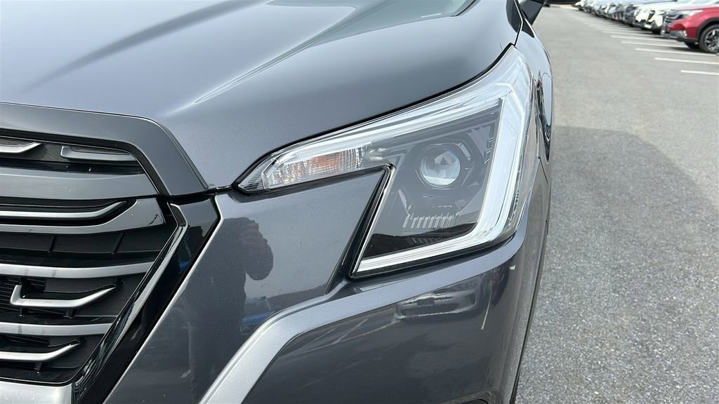 Used 2023 Subaru Forester Premium image 7