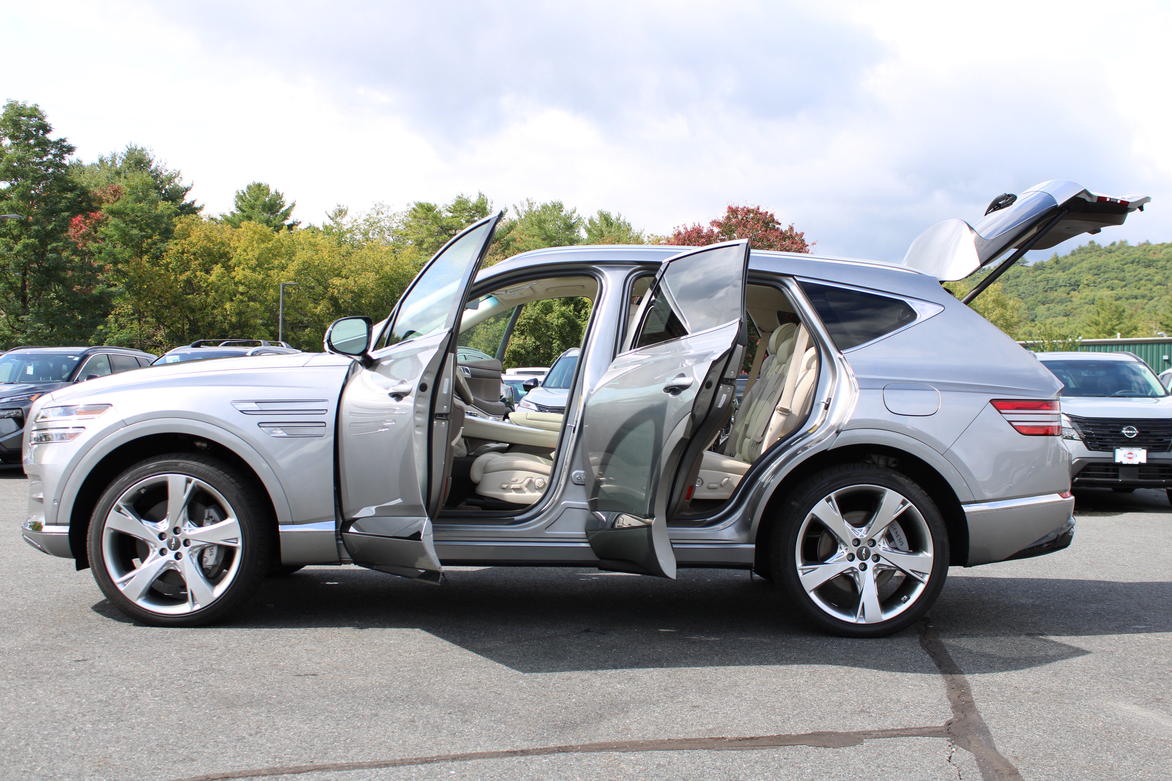 Used 2024 Genesis GV80 3.5T w/ Prestige Package AWD/4WD image 13