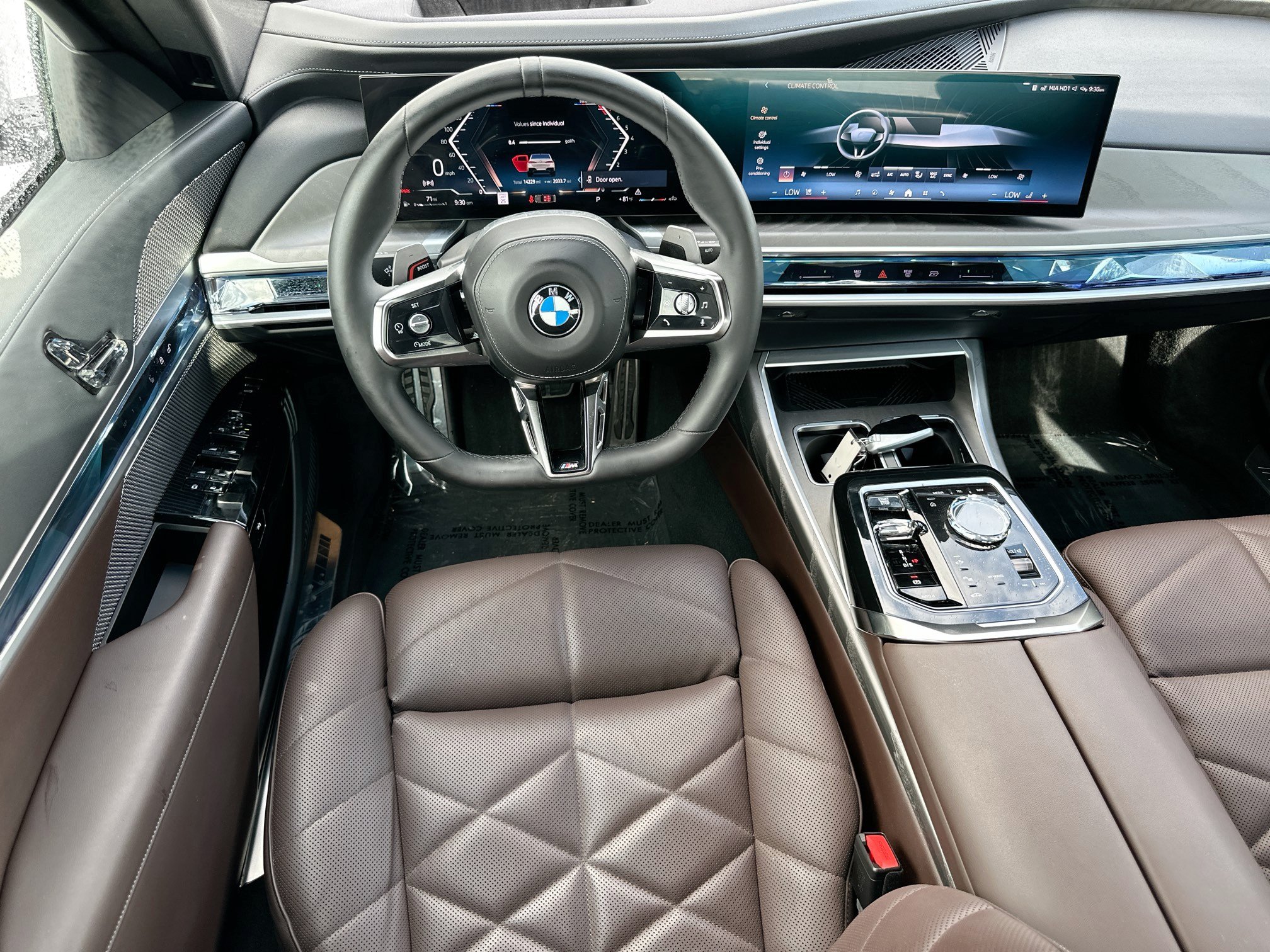 Used 2023 BMW 740i w/ Parking Assistance Package RWD image 23