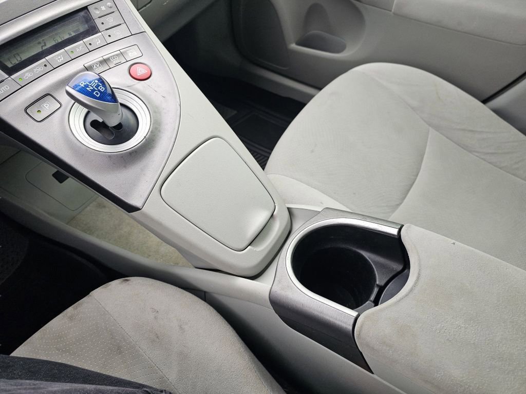 Used 2014 Toyota Prius Two image 32