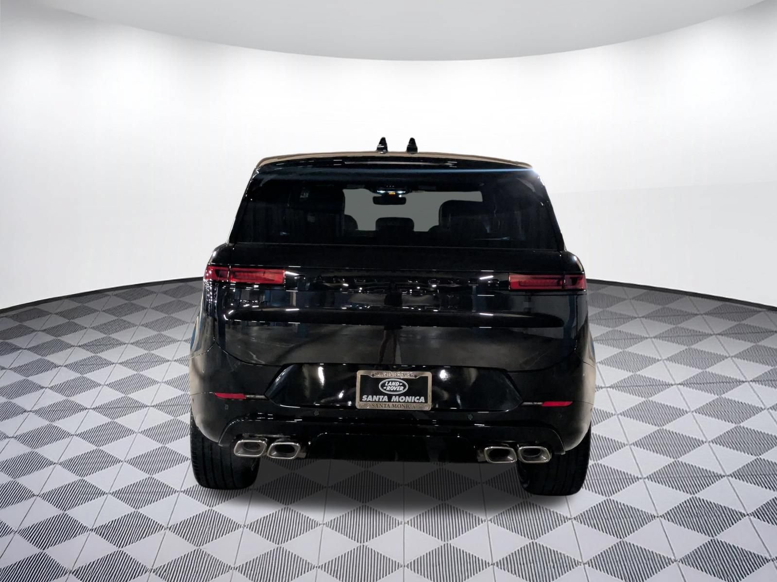New 2026 Land Rover Range Rover Sport SE AWD/4WD image 8