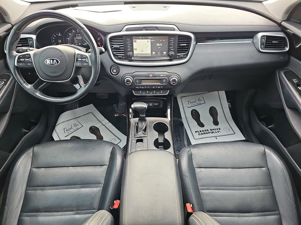 Used 2019 Kia Sorento EX w/ EX Touring Package image 12